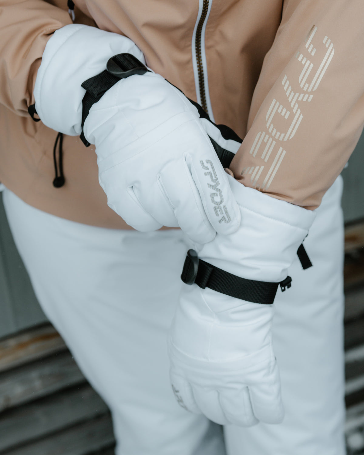 Women's Synthesis Ski Gloves - White