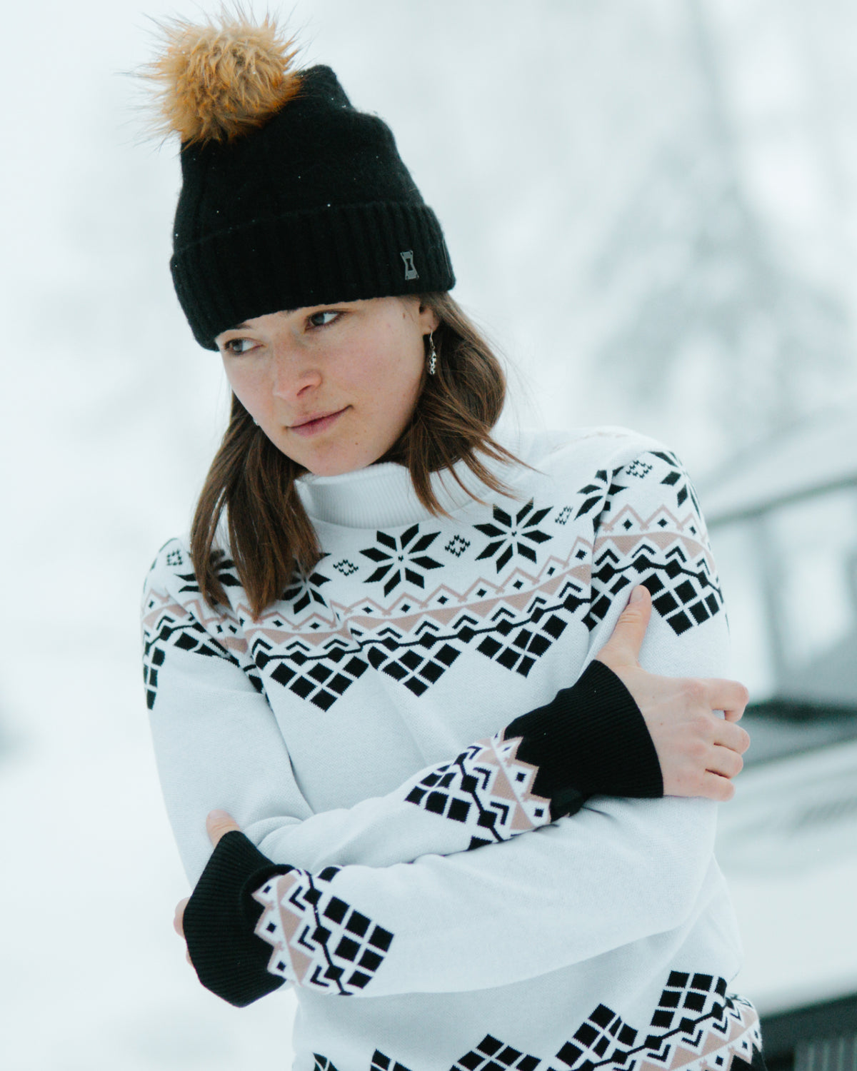 Women's Plait Pom Hat - Black