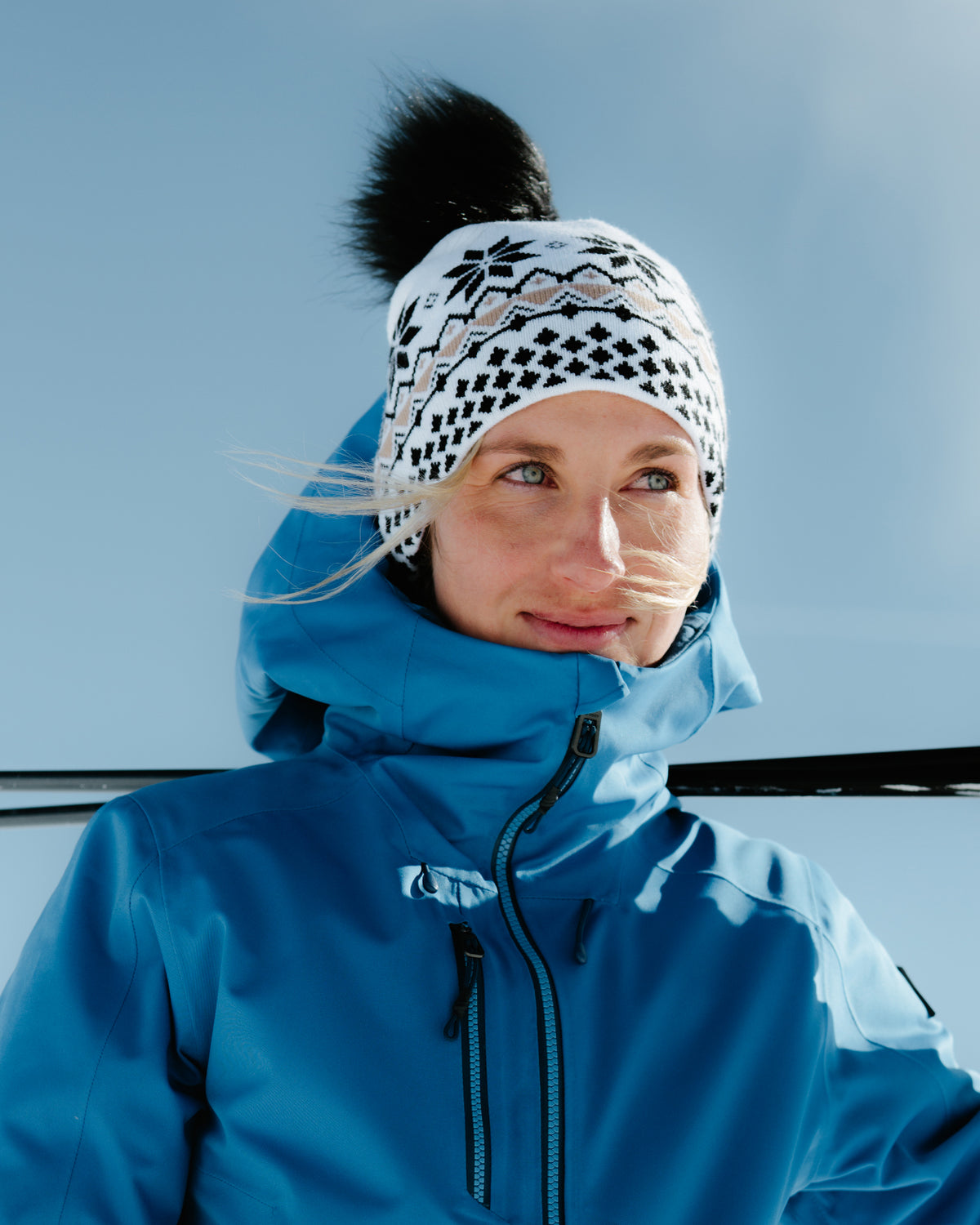 Women's Mountain Hat - White